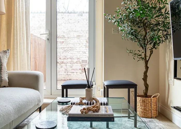 North London - One Bed Flat- Entire Unit